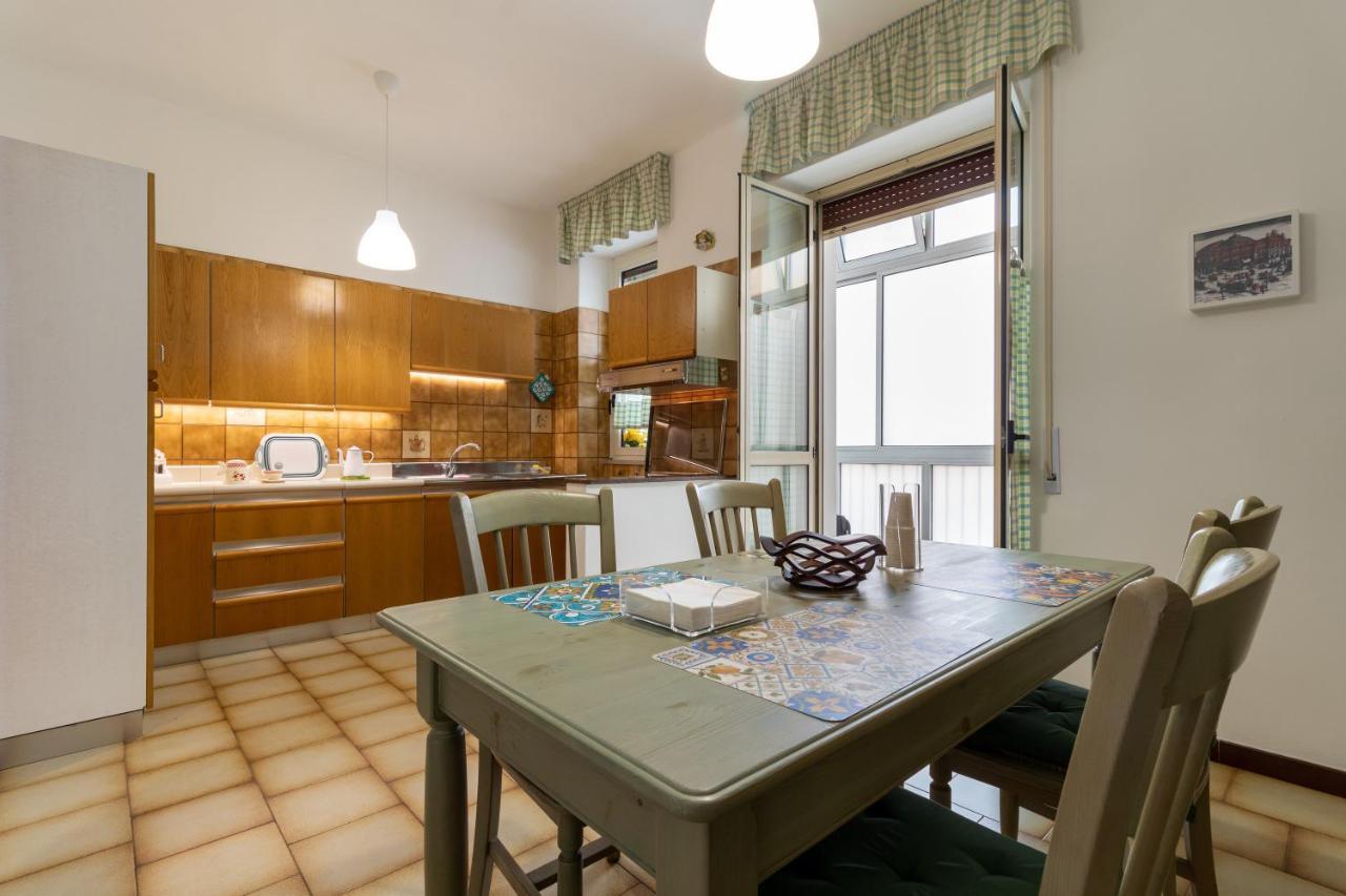Chicca Casa Vacanze Bari Kültér fotó