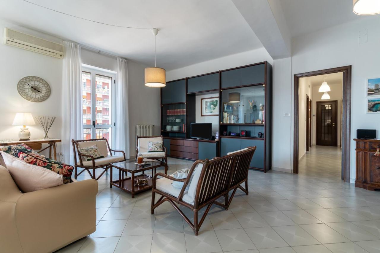 Chicca Casa Vacanze Bari Kültér fotó