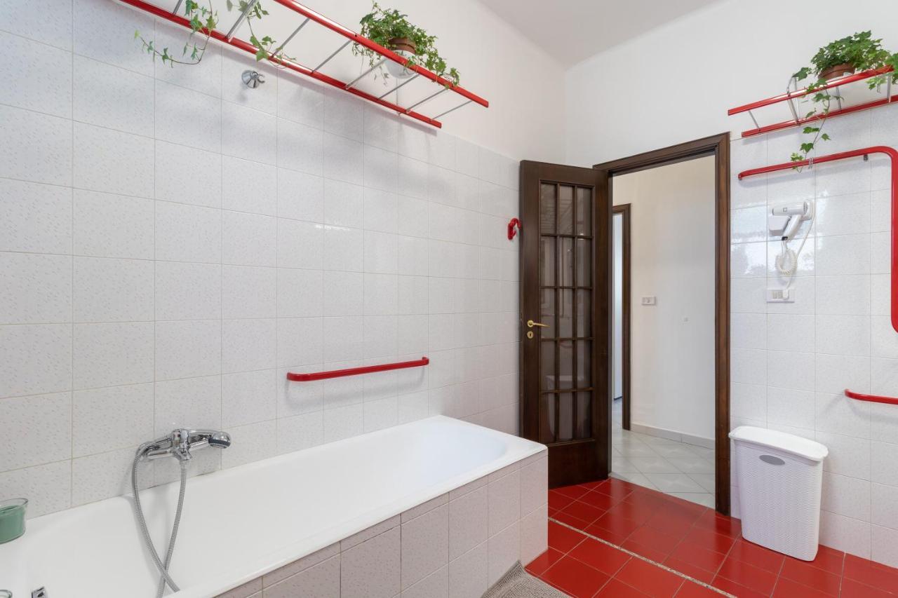 Chicca Casa Vacanze Bari Kültér fotó